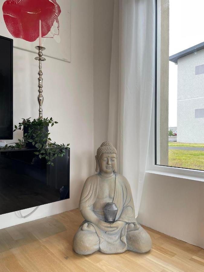 Spacious 3Br Condo Near Blue Lagoon 15M Airport 9M Njarthvik Exterior foto