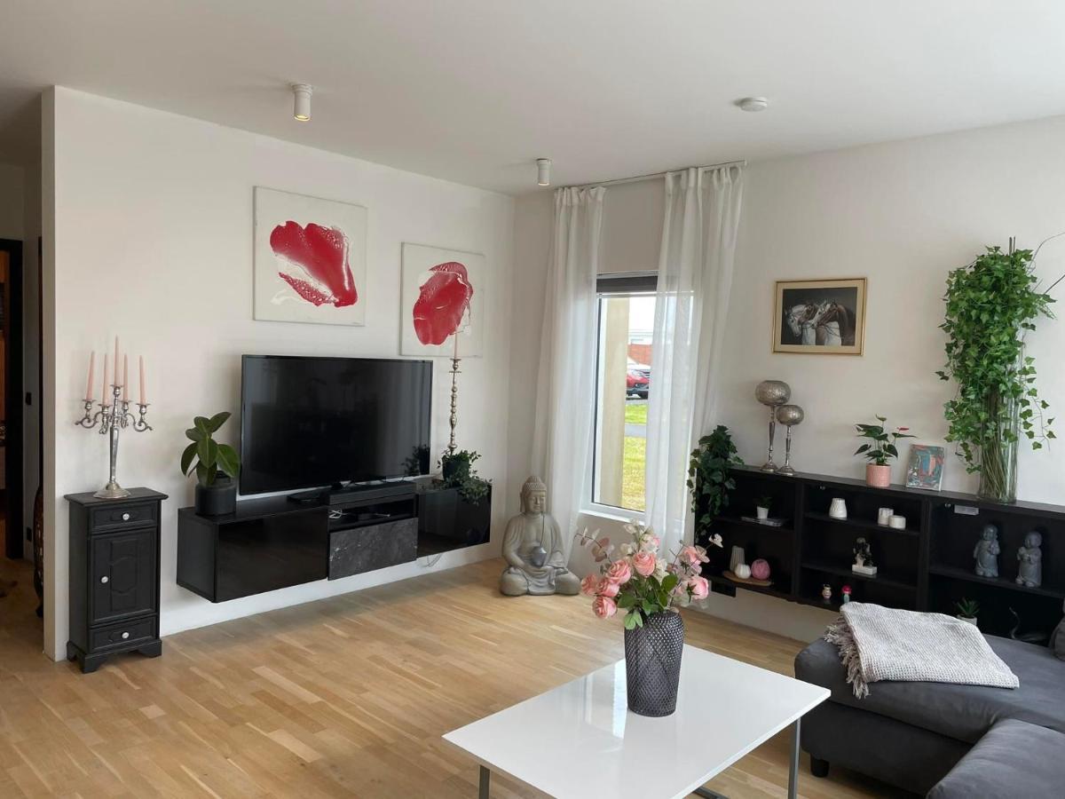 Spacious 3Br Condo Near Blue Lagoon 15M Airport 9M Njarthvik Exterior foto